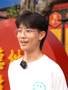 四川新华电脑学院新生故事