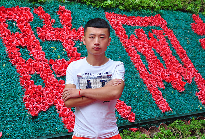<b>成功源自坚持梦想</b>