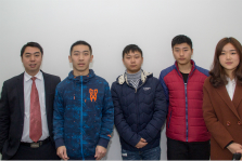 <b>长风破浪会有时，直挂云帆济沧海</b>