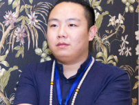 <b>拼搏到感动自己，努力到问心无愧</b>