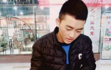 <b>他用前半生读懂了我，我用后半生赠你们岁月静好</b>