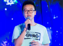 <b>展新华学子风采.逐新华梦想四川新华T台秀拉开帷幕</b>