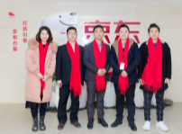 <b>四川新华走进企业 毕业生暖心慰问回访</b>