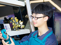 <b>涅槃重生，工作两年后，选择新华重新出发</b>