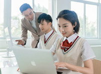 <b>四川新华秋季招生火热进行中！</b>