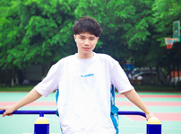 <b>选择一所好学校,选择一个好未来!</b>