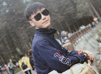 <b>从“新” 出发，做优秀的人</b>