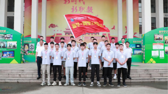 <b>关于新华·阿里云精英特训营，他们有料爆！</b>