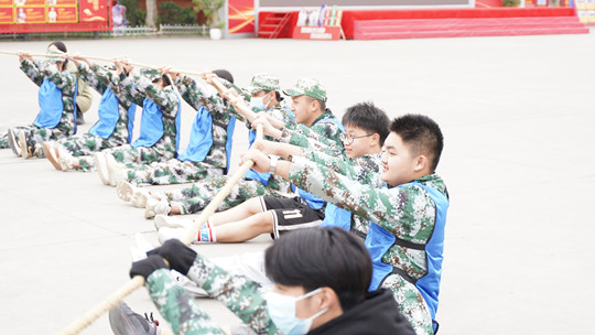 <b>超然！新生军训——团队训练赛</b>