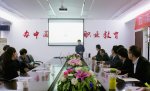 <b>幸福就是，毕业答辩时有父母的见证</b>