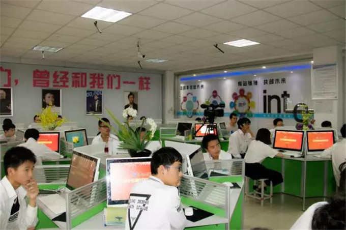 老师来了,四川新华版“陆之昂”,如约而至