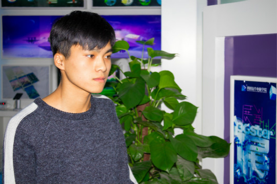 四川新华学子——追梦赤子心