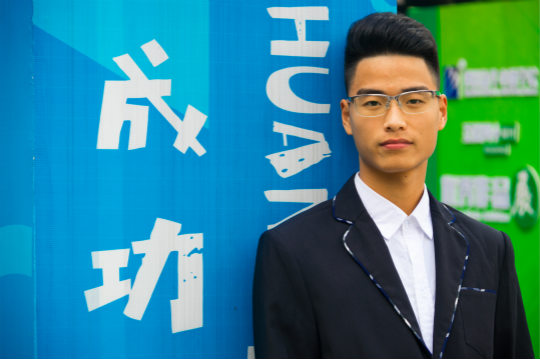 如果你遇见过四川新华,其他学校都变成将就