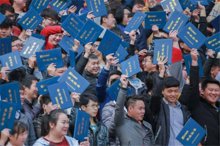 新华登陆央视领跑中国职教