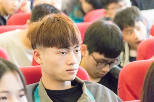 互联网实战大课堂CEO张磊告诉你如何掌握未来