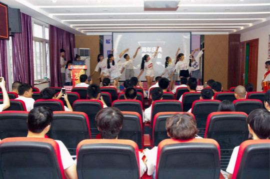 四川新华电脑学院怎么样?