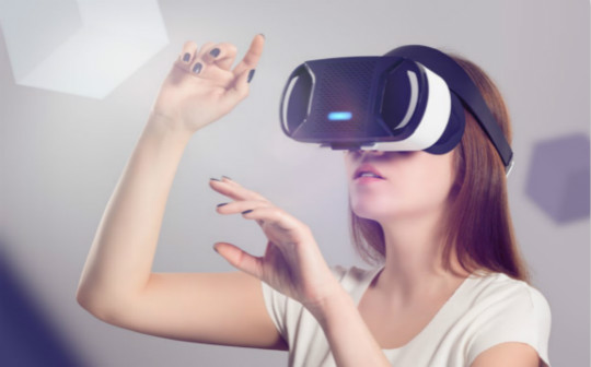 老师来了·与你一起期待《VR场景交互应用》这堂课!