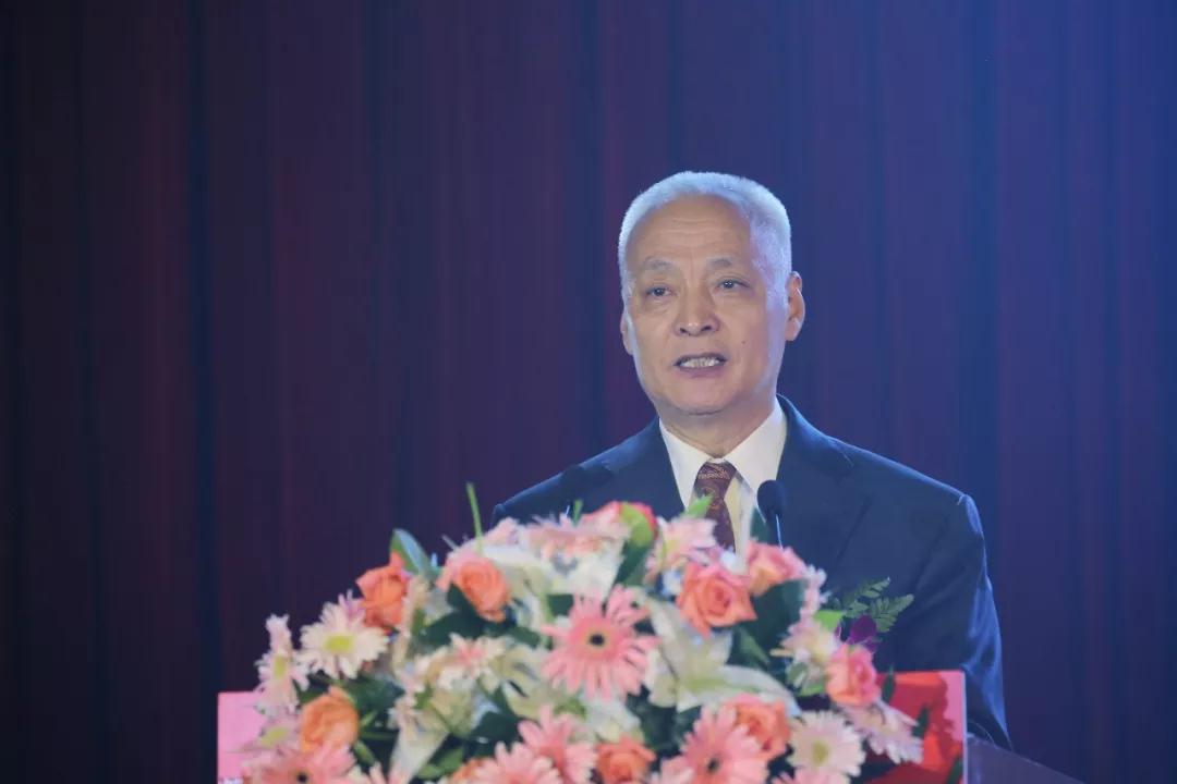 新华教育集团新华互联网科技30周年庆典华丽绽放