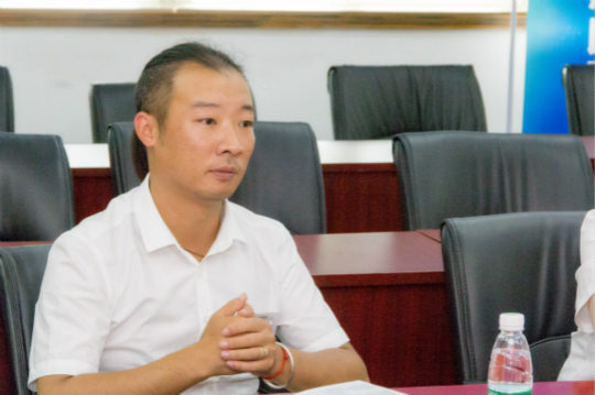 【载誉归来】赵昌老师实至名归荣获“新华荣耀·桃李芬芳”奖