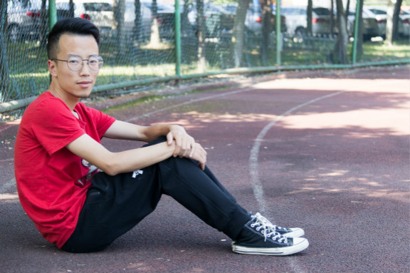 不安现状,社会闯荡十年,选择新华重新出发