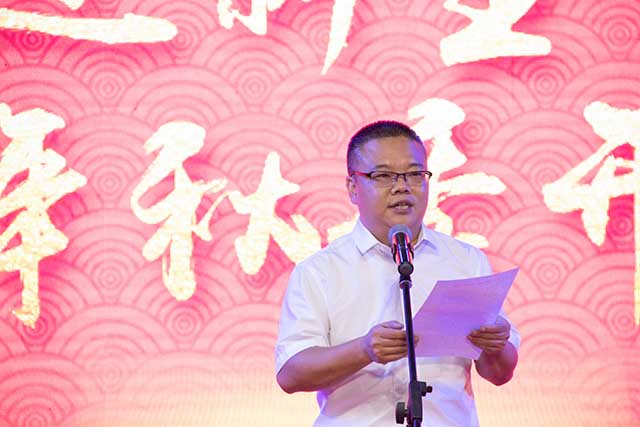 “庆国庆·迎新生”暨四川新华2018年秋季开学典礼圆满落幕
