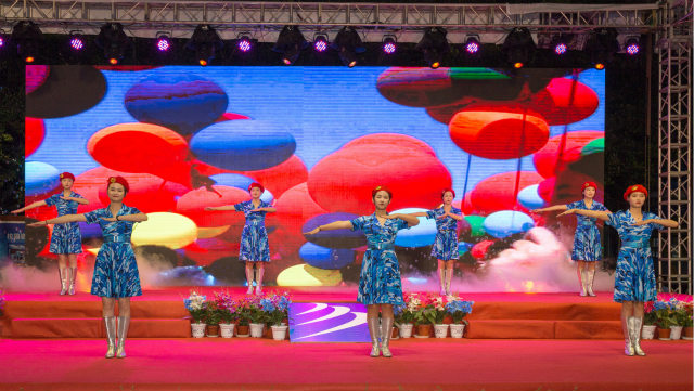 “歌舞青春·圆梦新华”国庆晚会美图来袭