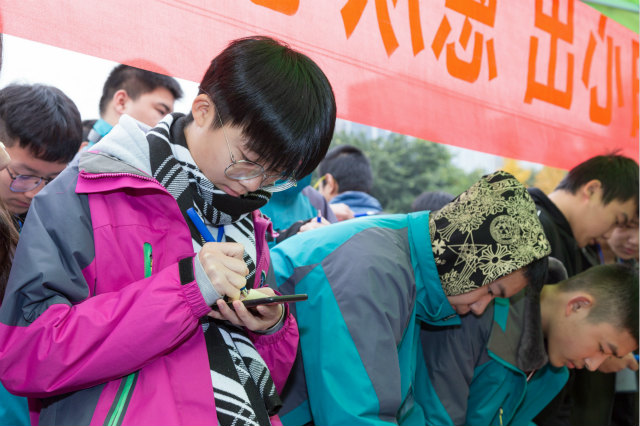 感恩相遇·未来可期|四川新华感恩路上折纸传情系列活动火热进行中