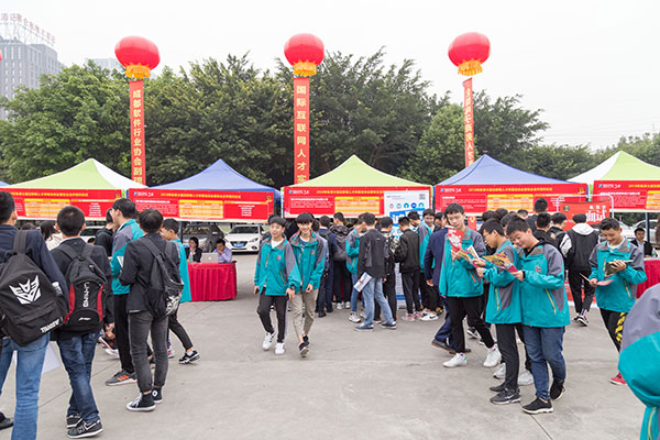 培育核心素养,切合就业需要---职业教育就是就业教育