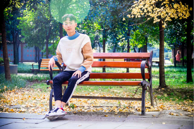 一见钟情的电竞见之不忘,思之如狂