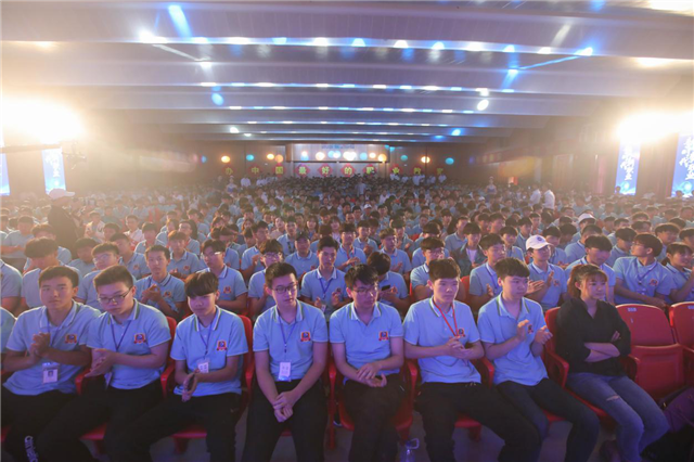 “新时代·新职业”新华互联网科技五大专业特色共建学院发布暨产教融合发展