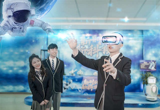 高考完报啥专业好?为什么要选VR+AR建筑表现大师?
