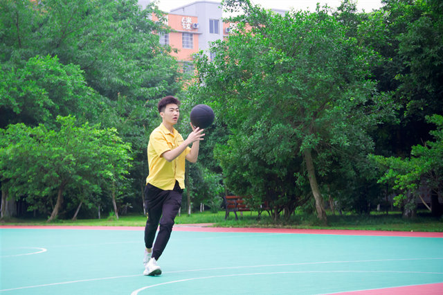 读万卷书不如行万里路,行万里路不如名师指路