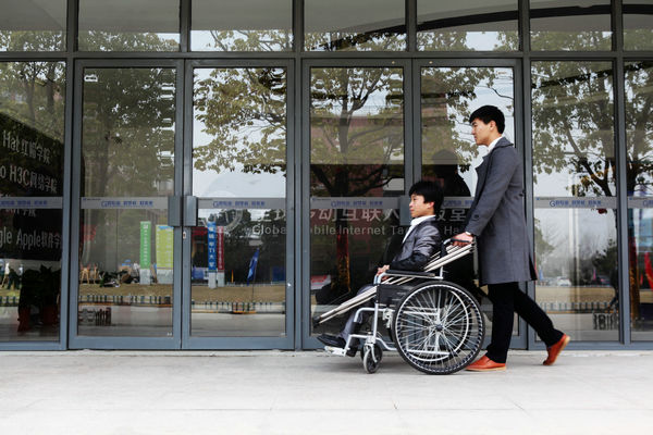 职业教育在关怀中演绎精彩故事——刘道济