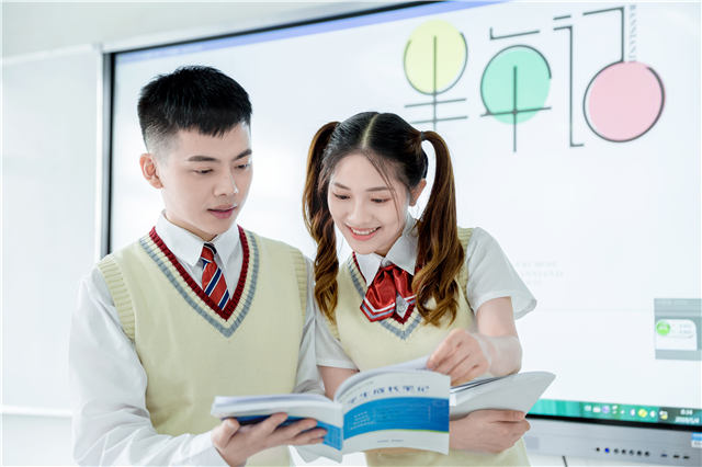 什么人适合学UI设计?零基础能学会吗?
