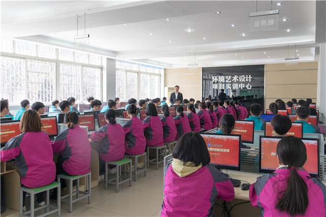学技术为什么选择四川新华之教学篇
