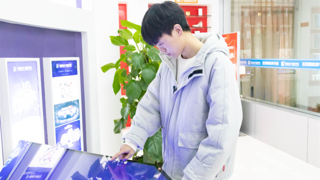 打工太辛苦,重返校园拾起心中热爱