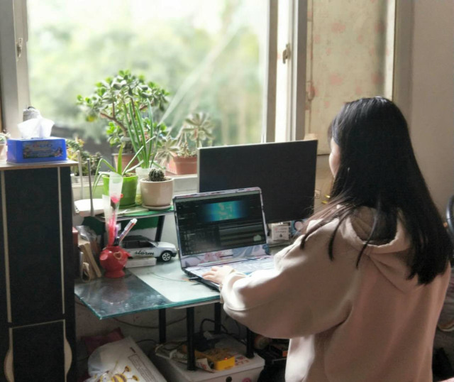 同学,你认真学习的样子真好看!