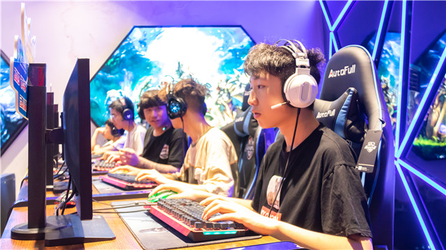 学什么好就业?十大热门专业全盘点!