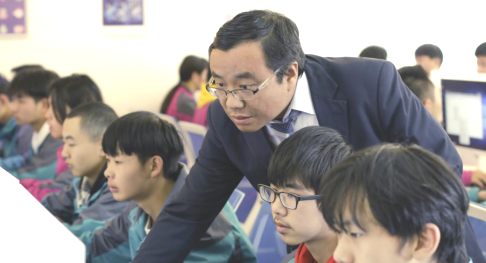 中国东方教育匠师:刘上朝
