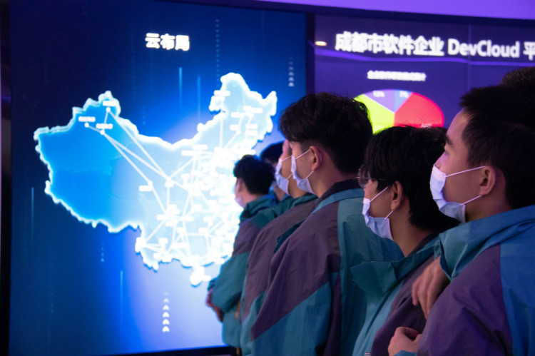 华为研学游,职场干货学不停!