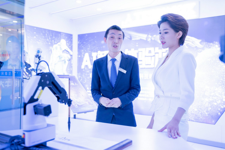 中高考结束选什么专业就业好?让他们告诉你!
