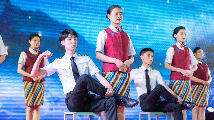 屡创新高!2021年新华学子薪资盘点