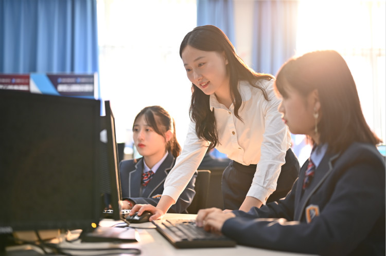 年底想学技术,为什么要选新华?