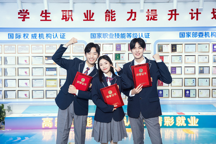 关于π型人才建设,五项新华能力的新华人才培养解读