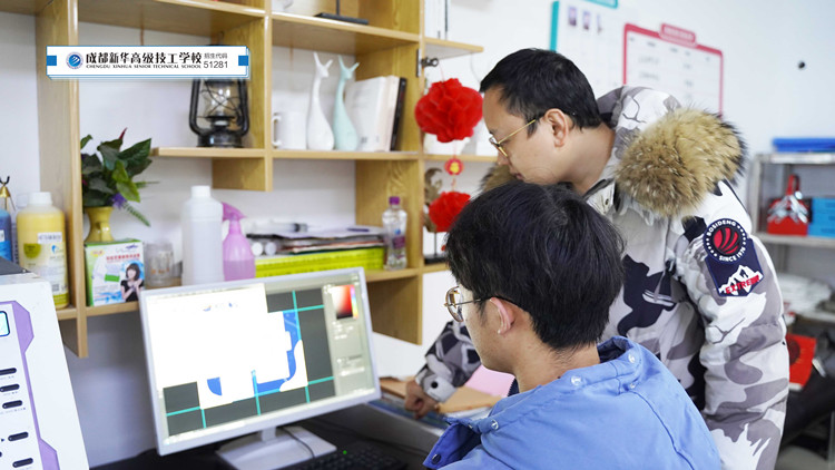 新华互联网科技培养新时代职业技能人才
