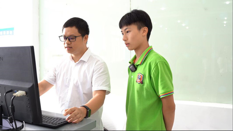 新生学子|更弦易辙,朝气蓬勃