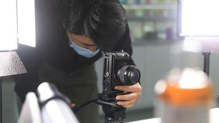新华电脑教育开展“百企千师进万家”活动