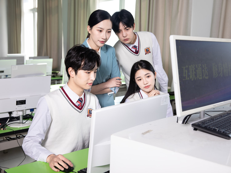 清华教授带团队3D打印一栋住宅只花20多万,相关设计人才备受关注