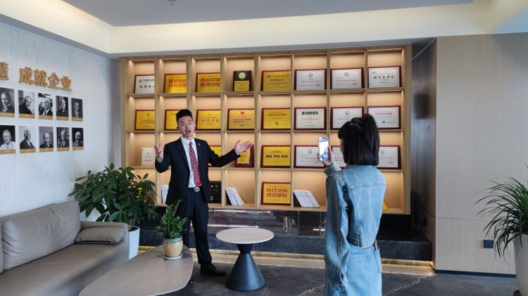 校企共建暖人心,多举并行见真情