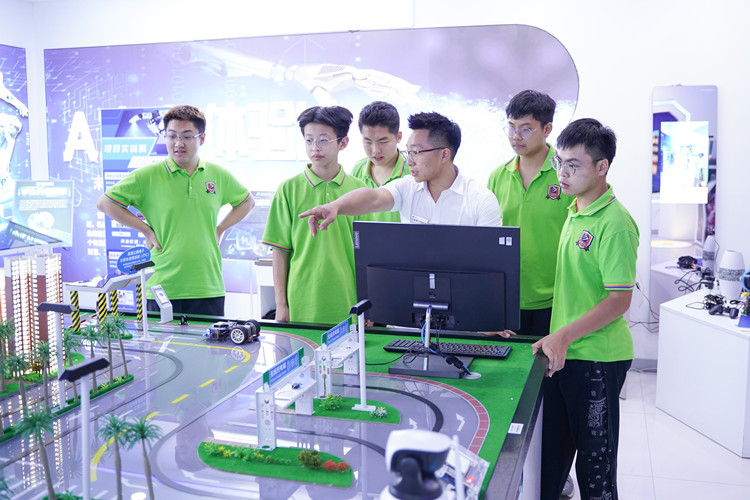 政策利好!这五大职校生就业优势你知道吗?